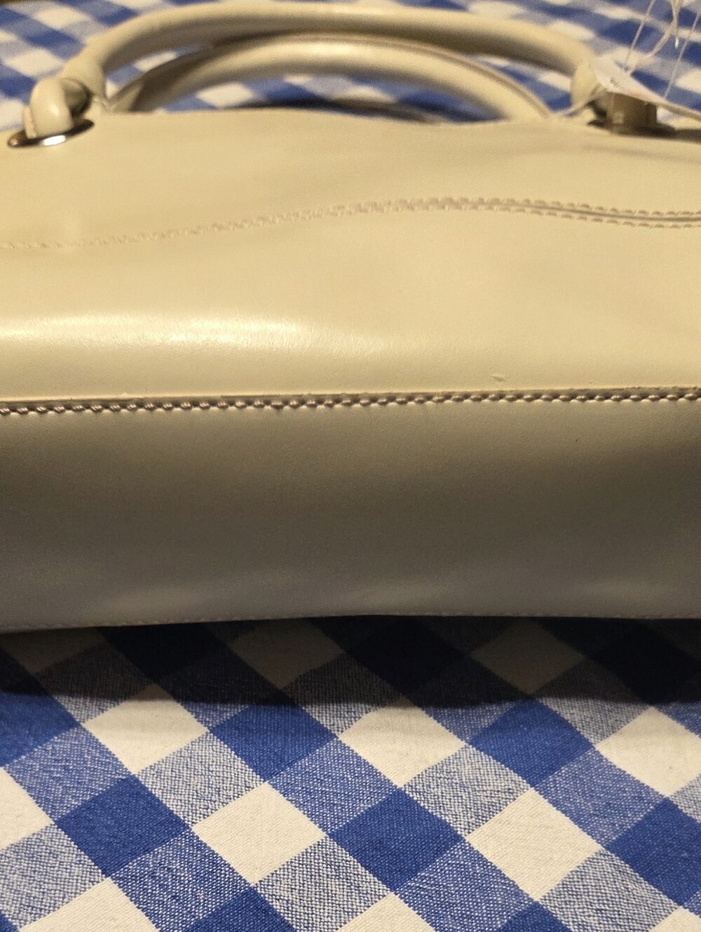 NWT Wilson Cream Leather Classic Handbag - Picture 8 of 9